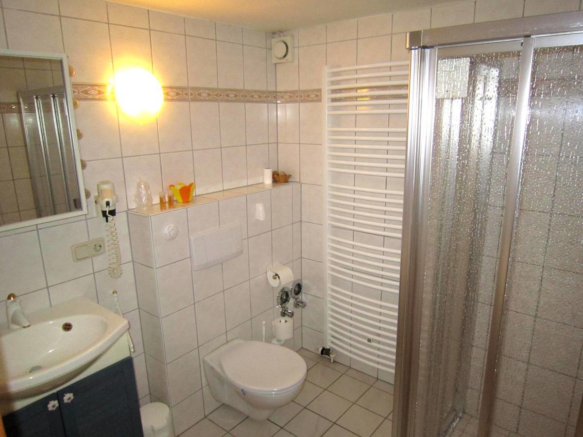 Ferienappartments Kirchhof Sallmannshausen